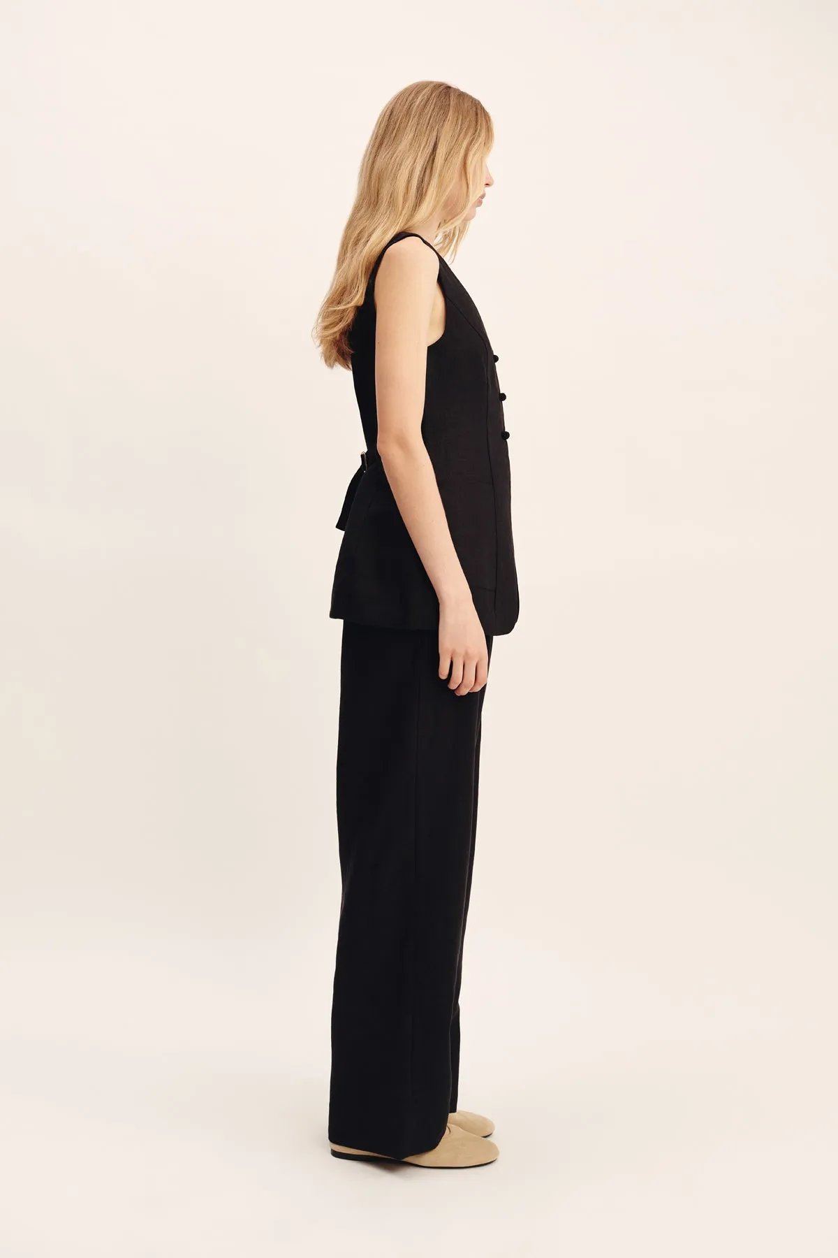 LORENZO TAILORED VEST - BLACK